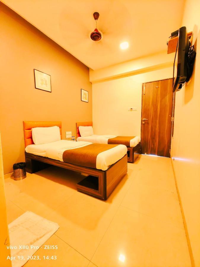 Hotel Amfahh - Andheri West Railway Station Mumbai Luaran gambar