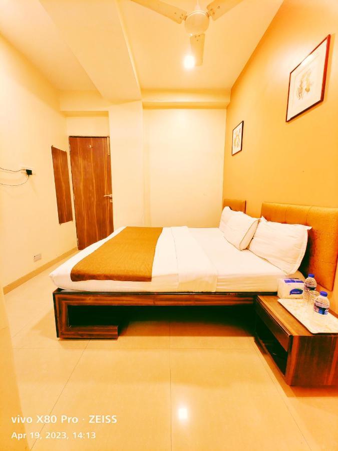 Hotel Amfahh - Andheri West Railway Station Mumbai Luaran gambar