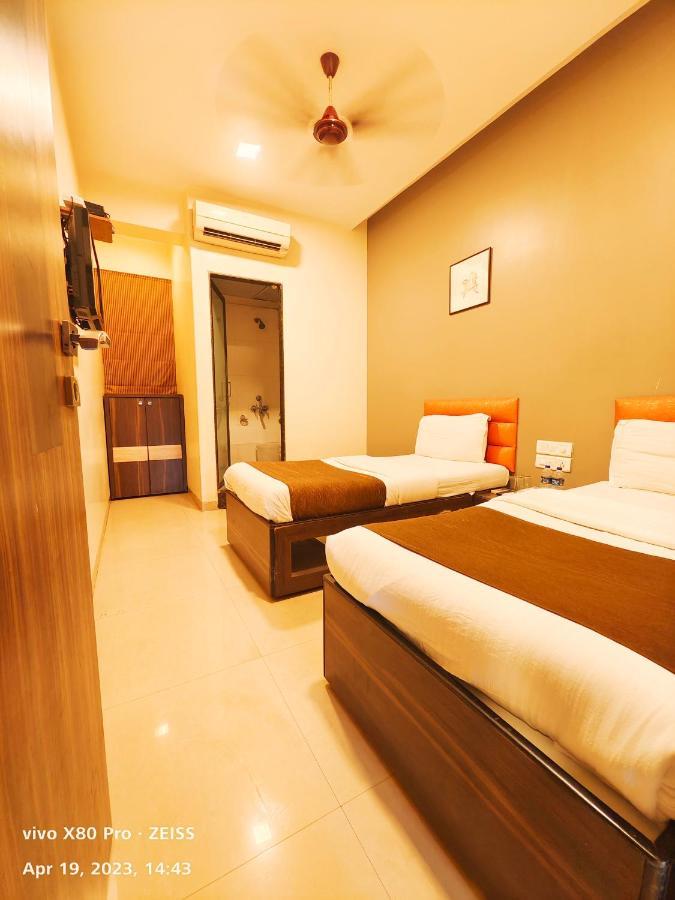 Hotel Amfahh - Andheri West Railway Station Mumbai Luaran gambar
